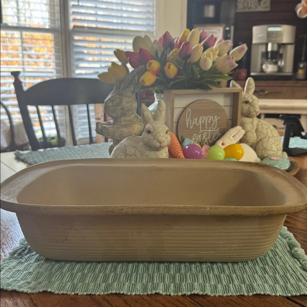 Pampered Chef Stoneware Large Roaster  1435. ￼